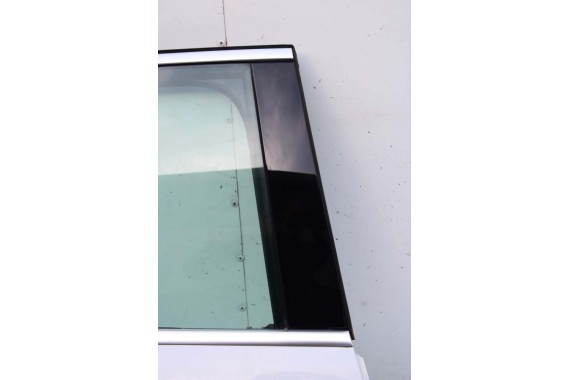 AUDI Q3 II 83A DRZWI PRAWE PRZÓD + TYŁ STRONA PRAWA przednie + tylne 2 sztuki 2Y2Y LS9R Gletscherweiss Biały 83A831052 83A833052