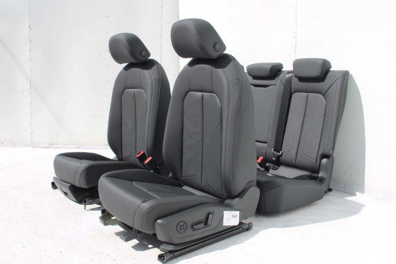 AUDI Q3 83A II FOTELE KOMPLET FOTELI siedzeń siedzenia tapicerka skóra czarne F3 N1M Leder/Kunstleder mono.pur 550-Kombination