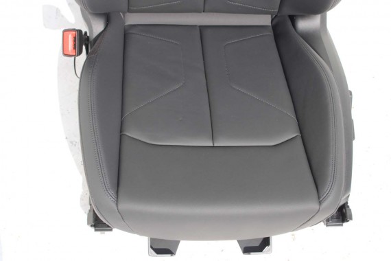 AUDI Q3 83A II FOTELE KOMPLET FOTELI siedzeń siedzenia tapicerka skóra czarne F3 N1M Leder/Kunstleder mono.pur 550-Kombination