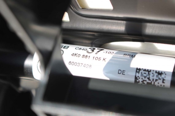 AUDI Q3 83A II FOTELE KOMPLET FOTELI siedzeń siedzenia tapicerka skóra czarne F3 N1M Leder/Kunstleder mono.pur 550-Kombination