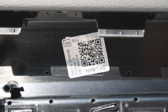 AUDI Q3 83A II FOTELE KOMPLET FOTELI siedzeń siedzenia tapicerka skóra czarne F3 N1M Leder/Kunstleder mono.pur 550-Kombination
