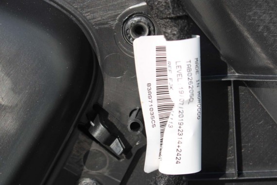 AUDI Q3 83A II FOTELE KOMPLET FOTELI siedzeń siedzenia tapicerka skóra czarne F3 N1M Leder/Kunstleder mono.pur 550-Kombination
