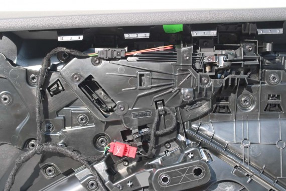 AUDI Q3 83A II FOTELE KOMPLET FOTELI siedzeń siedzenia tapicerka skóra czarne F3 N1M Leder/Kunstleder mono.pur 550-Kombination