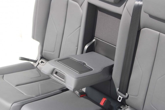 AUDI Q3 83A II FOTELE KOMPLET FOTELI siedzeń siedzenia tapicerka skóra czarne F3 N1M Leder/Kunstleder mono.pur 550-Kombination