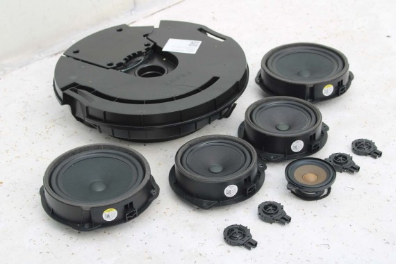 AUDI Q2 Q3 GŁOŚNIKI ZESTAW GŁOŚNIKÓW 83A035399 83A035415 83A035411 83A035398 83A035382 FL LIFT GŁOŚNIK TUBA A1 A3 83A 035 411