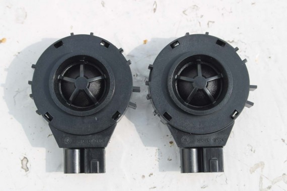 AUDI Q2 Q3 GŁOŚNIKI ZESTAW GŁOŚNIKÓW 83A035399 83A035415 83A035411 83A035398 83A035382 FL LIFT GŁOŚNIK TUBA A1 A3 83A 035 411
