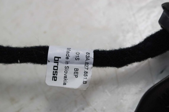 AUDI Q3 KLAPA ELEKTRYCZNA 83A827851B 81A827506 5TA827887C 4G0959831D KOMPLET SIŁOWNIKÓW KLAPY SIŁOWNIK ZESTAW 83A F3 83A827851D