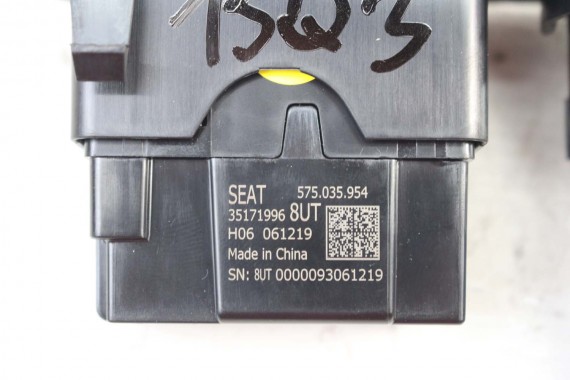 AUDI Q3 RSQ3 GNIAZDO USB 575035954 575 035 954 PRZETWORNIK NAPIĘCIA PRZYŁĄCZE Podwójne gniazdo 575035954 83A863324B 575035954