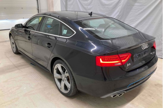 AUDI A5 SPORTBACK DRZWI LEWE PRZÓD + TYŁ STRONA LEWA przednie + tylne 2 sztuki 8T 8T8 0E0E 	LY9T 	Mythosschwarz metallic 	Czarny