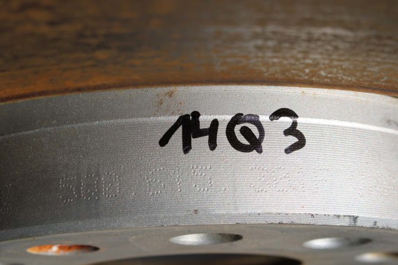 AUDI Q3 83A TARCZA HAMULCOWA 5Q0615301F 8V0615123 8V0698151 8V0615123 8V0615124 8V0615125 8V0615126 zacisk 5Q0615301F VW