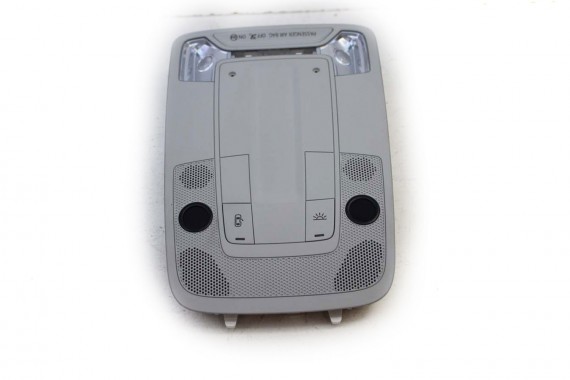 AUDI Q2 Q3 LAMPKA PODSUFITKI 81A947135F 81A 947 135 F oświetlenie kabiny ET1 srebrny 81A947135F F3 A1 82A 81A947135F 81A947135F