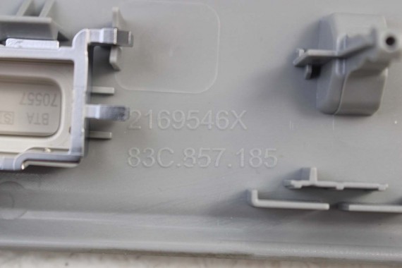 AUDI Q3 LISTWY OZDOBNE KONSOLI DEKOR 83C857185 dekory 83C 857 185 83C857185 4T4 83A F3 Kolor 4T4 silber flex metallic 83C857185