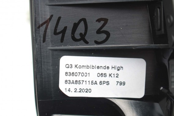 AUDI Q3 RSQ3 RAMKA ZEGARÓW LICZNIKÓW 83A857115A ZEGARA LICZNIKA SAMOCHODOWA RAMKI WYKOŃCZENIE DEKORY czarny 83A857115