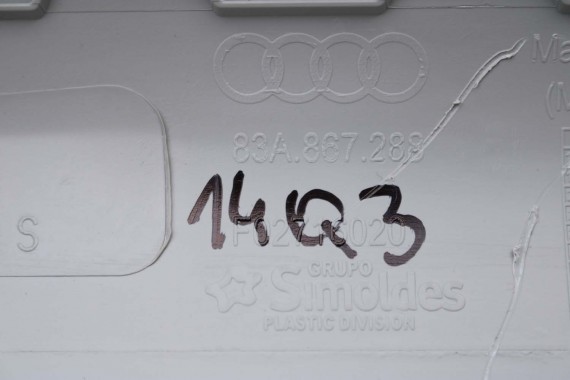 AUDI Q3 POSZYCIE SŁUPEK C 83A867287 83A867288 83A 867 287 288 górne podsufitki kolor szary SŁUPKA srebrny 83A867287 83A867288