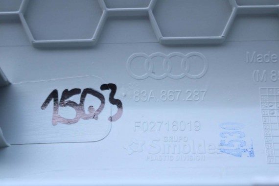 AUDI Q3 POSZYCIE SŁUPEK C 83A867287 83A867288 83A 867 287 288 górne podsufitki kolor szary SŁUPKA srebrny 83A867287 83A867288