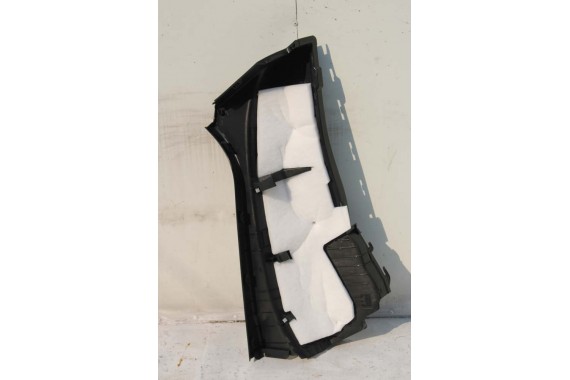 AUDI Q3 POSZYCIE SŁUPEK D 83A867767 83A867768 83A 867 767 dolne podłogi kolor szary SŁUPKA srebrny 83A867767 83A867768 83A867767