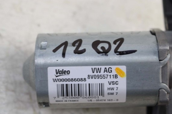 AUDI A3 FL Q2 SILNIK WYCIERACZKI TYŁ 8V0955711B 8V0 955 711 B SILNICZEK TYLNEJ  8V 81A 8V0955711 mechanizm tylny LIFT 8V0955711B