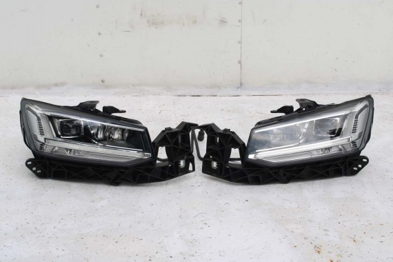 AUDI Q2 PRZÓD maska błotniki zderzak pas przedni lampy wzmocnienie błotnik lampa 81A FULL LED Kolor: G3G3	LX7M 	Nanograu Szary