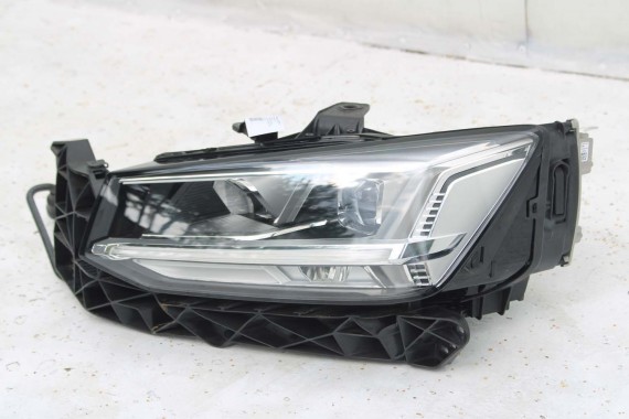 AUDI Q2 PRZÓD maska błotniki zderzak pas przedni lampy wzmocnienie błotnik lampa 81A FULL LED Kolor: G3G3	LX7M 	Nanograu Szary