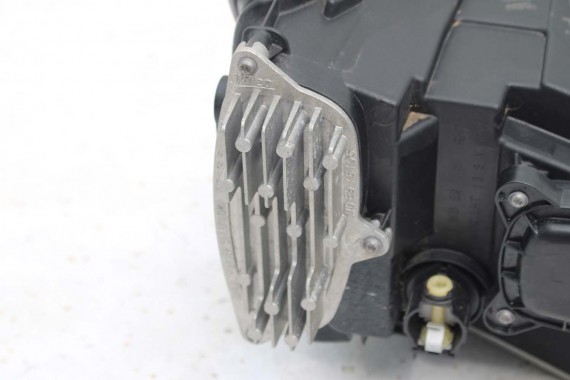AUDI Q2 PRZÓD maska błotniki zderzak pas przedni lampy wzmocnienie błotnik lampa 81A FULL LED Kolor: G3G3	LX7M 	Nanograu Szary