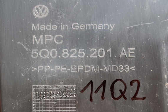 AUDI A3 Q2 VW GOLF 7 VII OSŁONA PODŁOGI 5Q0825201AE 5Q0825202L 5Q0825201AF 5Q0825202E 5Q0825201J 5Q0825202J 5Q0825271 5Q0825272A