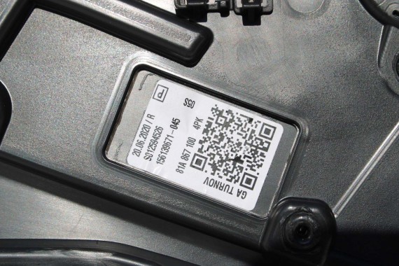 AUDI Q2 FOTELE KOMPLET FOTELI siedzeń siedzenia fotel tapicerka 81A skóra czarne kolor czarny kanapa siedzisko oparcie fotel