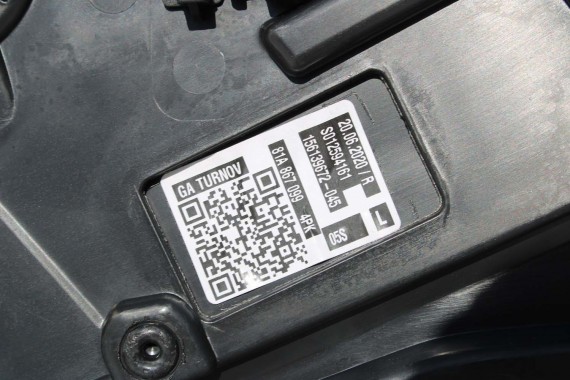 AUDI Q2 FOTELE KOMPLET FOTELI siedzeń siedzenia fotel tapicerka 81A skóra czarne kolor czarny kanapa siedzisko oparcie fotel