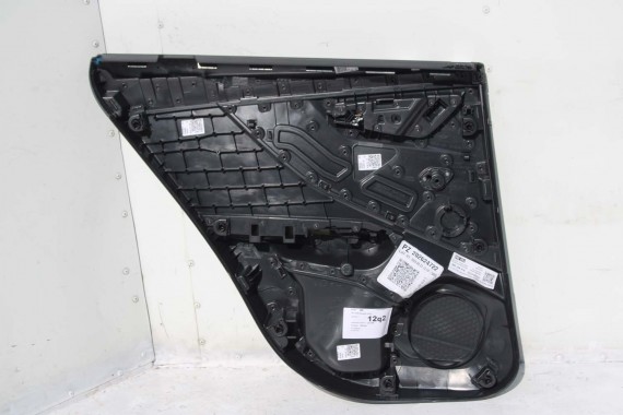 AUDI Q2 FOTELE KOMPLET FOTELI siedzeń siedzenia fotel tapicerka 81A skóra czarne kolor czarny kanapa siedzisko oparcie fotel