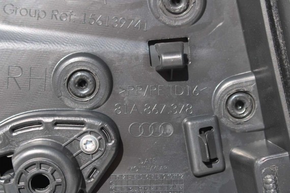 AUDI Q2 FOTELE KOMPLET FOTELI siedzeń siedzenia fotel tapicerka 81A skóra czarne kolor czarny kanapa siedzisko oparcie fotel