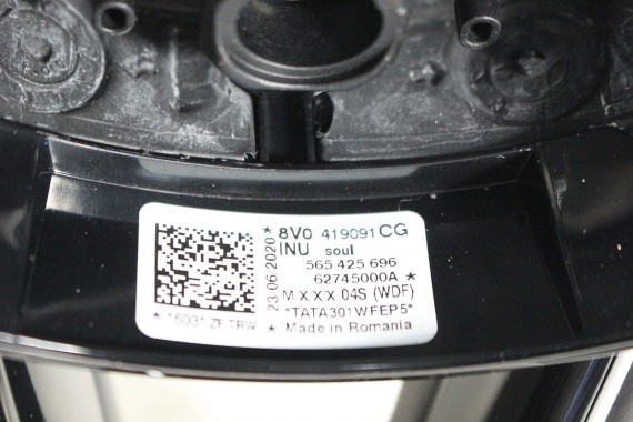 AUDI A3 Q2 KIEROWNICA 8V0419091CG 81A419091B 8V0 419 091 CG 81A 419 091 INU czarny LIFT skóra 8V0419091CG 81A419091CG  8V0419091