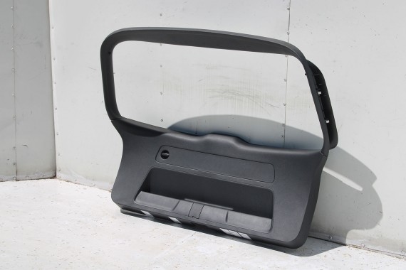 AUDI Q2 BOCZEK KLAPY BAGAŻNIKA 81A867979K 81A867973B 4PK czarny tapicerka wykończenie 81A867979J 81A867973A 81A867979 81A867973