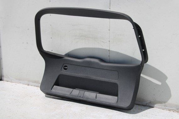 AUDI Q2 BOCZEK KLAPY BAGAŻNIKA 81A867979K 81A867973B 4PK czarny tapicerka wykończenie 81A867979J 81A867973A 81A867979 81A867973