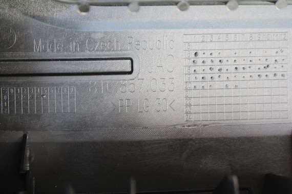 AUDI Q2 KONSOLA PULPIT DESKA ROZDZIELCZA KOKPIT PULPIT 81C857001 81C 857 001 ANGLIK  81C857001F 81C857001K UK 81C857001