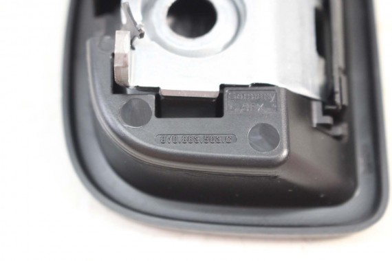 AUDI UCHWYT MOCOWANIE BAGAŻNIKA 8V0863503C 8V0 863 503 C bagażu 8V0863503C ładunku uchwyty chrom uchwyt zabezpieczenie ładunków