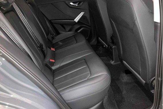AUDI Q2 ZAŚLEPKA FOTELI TYŁ 81A887233 81A 887 233 zaślepka wykończenie SQ2 MOCOWANIE ISOFIX UCHWYT + ZAŚLEPKA osłona 81A887187
