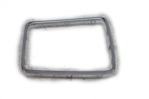 AUDI Q2 RAMKA 81A864260 GAŁKI ZMIANY BIEGÓW KONSOLI ŚRODKOWEJ MIESZKA 81A864260 81A 864 260 81A864260 81A864260 81A864260