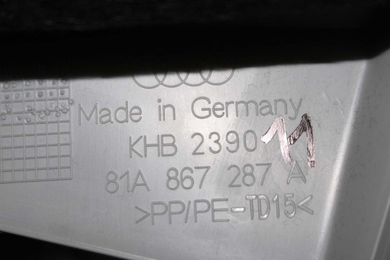 AUDI Q2 POSZYCIE SŁUPEK C 81A867287A 81A867288A 81A 867 287 288 górne podsufitki kolor szary SŁUPKA srebrny 81A867287 81A867288
