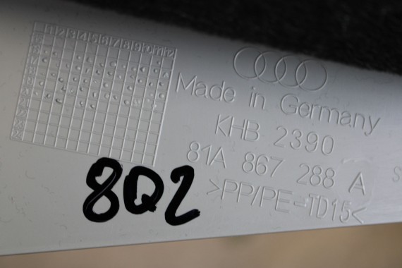 AUDI Q2 POSZYCIE SŁUPEK C 81A867287A 81A867288A 81A 867 287 288 górne podsufitki kolor szary SŁUPKA srebrny 81A867287 81A867288