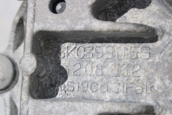 AUDI A4 A5 Q5 ŁAPA SKRZYNI 8K0399115S 8K0 399 115 S część dolna 8K  8T, 8R poduszka podpora 8K0399151 loże wspornik podpora
