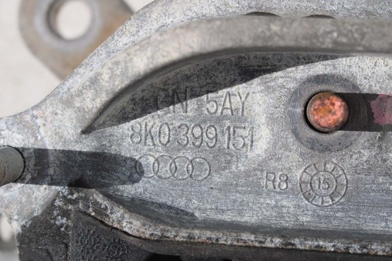 AUDI A4 A5 Q5 ŁAPA SKRZYNI 8K0399115S 8K0 399 115 S część dolna 8K  8T, 8R poduszka podpora 8K0399151 loże wspornik podpora