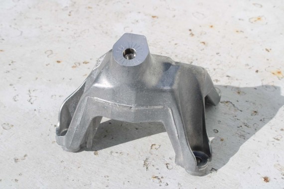 AUDI VW ŁAPA SILNIKA podpora 8W0199307Q 8W0199308R A4 A5 B9 F5 SQ5 FY Q7 Q8 TOUAREG 760 3.0 TFSi  8W0199307L WSPORNIK MOCOWANIA