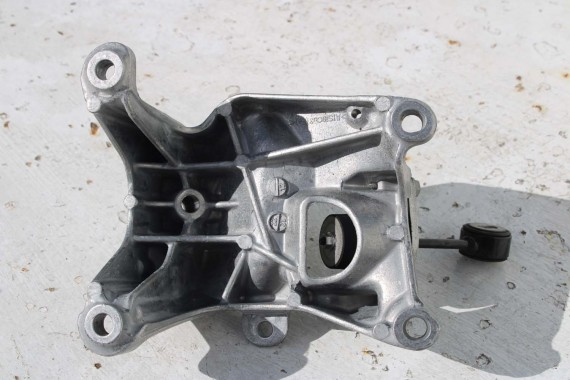 AUDI VW ŁAPA SILNIKA podpora 4M0199307BG 4M0199308CF A4 A5 B9 F5 SQ5 FY Q7 Q8 TOUAREG 760 TFSi  8W0199307L WSPORNIK MOCOWANIA