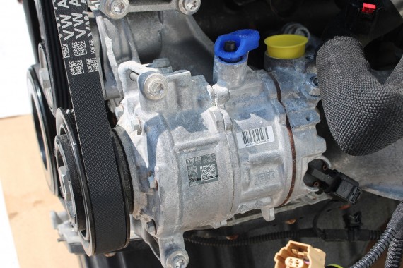AUDI A4 A5 A6 Q7 POMPA KLIMATYZACJI KLIMY 4M0820803 4M0 820 803 SPRĘŻARKA KOMPRESOR 8W B9 F5 4M VW TOUAREG III GE447150 6SES14C