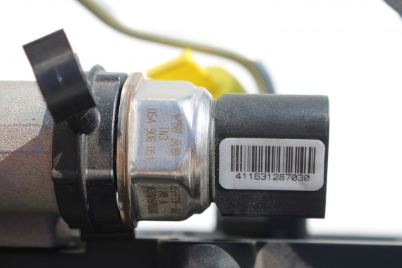 AUDI A8 UKŁAD PALIWOWY 4.2 TDi WTRYSKI 057130277AN + LISTWA 057130089Q 057130090AC 057130764AE + pompa 057130755AE silnik diesel