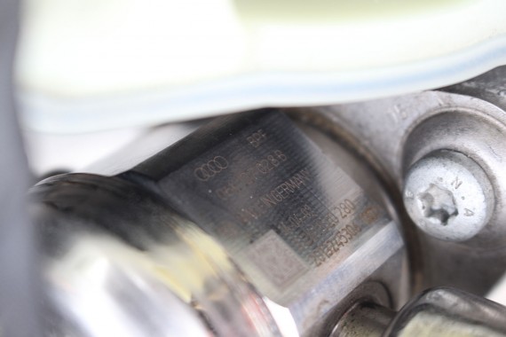 AUDI POMPA PALIWA 06K127028B VACUM 06K145100P 06K 127 028 B 2.0 TFSi USA 06K127028D 06K127028L 06K145100AE 06K145100 06K145100AB