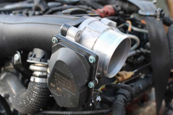 AUDI VW PRZEPUSTNICA 059145950AF 059145950AA 059145950AE 059145950AF 059 145 950 AF 3.0 TDi 059145950AA 059145950AE 059145950AF