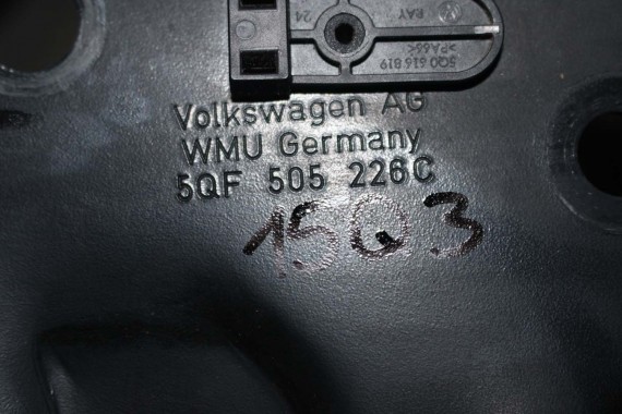 VW AUDI WAHACZ 5QF505225C 5QF505226C TYŁ TYLNY DÓŁ DOLNY LEWY PRAWY 1K0505129L 1K0505130L 5QF505223C 5QF505224C 5QF505225C