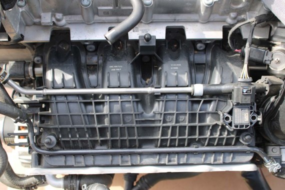 VW AUDI SEAT SKODA KOLEKTOR SSĄCY 04E129711L 04E145749B 04E129709P 04E129709L 1.4 TSi 04E 129 711 L 04E 145 749 B 04E129711L