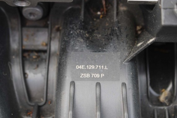 VW AUDI SEAT SKODA KOLEKTOR SSĄCY 04E129711L 04E145749B 04E129709P 04E129709L 1.4 TSi 04E 129 711 L 04E 145 749 B 04E129711L