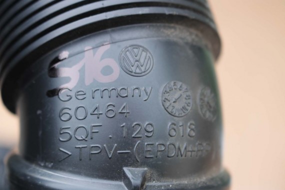 AUDI VW SEAT SKODA ŁAPAK WLOT POWIETRZA PASA 5Q0129254B 5Q0 129 254 B kierownica łapacz dolot kanał 5Q0129254J 5Q0129254A